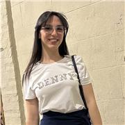 Insegnante di Latino per ragazzi di scuole superiore